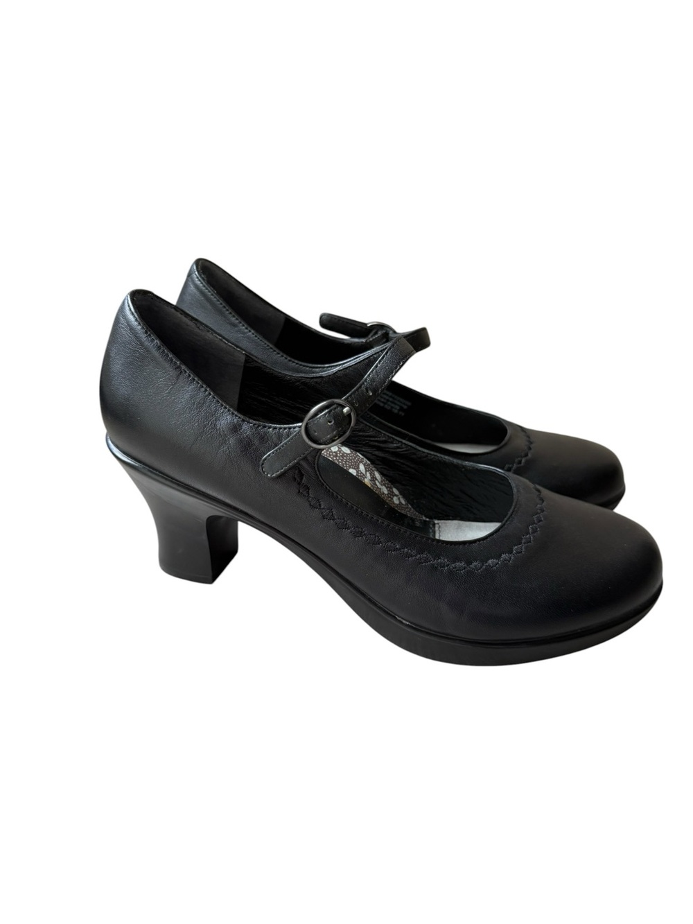 Classic Black Mary Jane Heel Pump - Women's - Picture 5 of 12